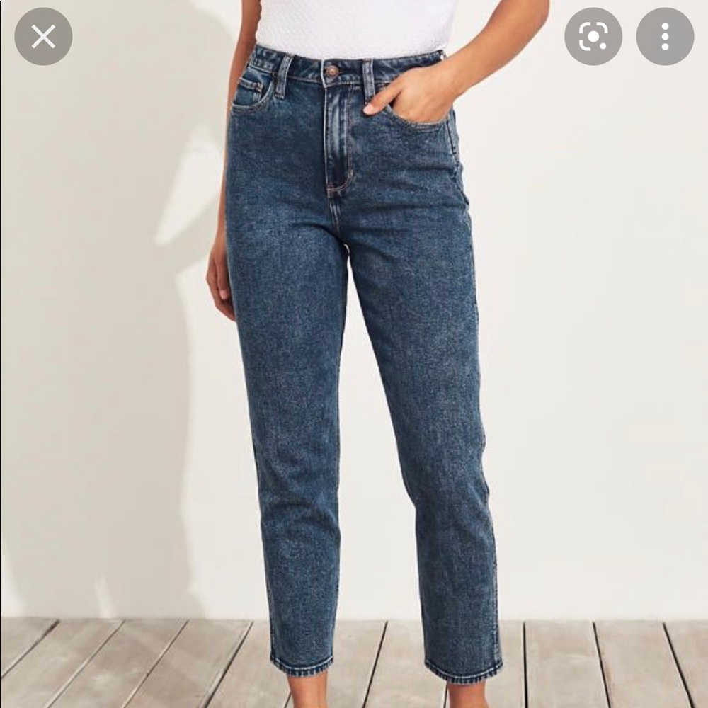 hollister ultra high rise mom jean vintage stretch